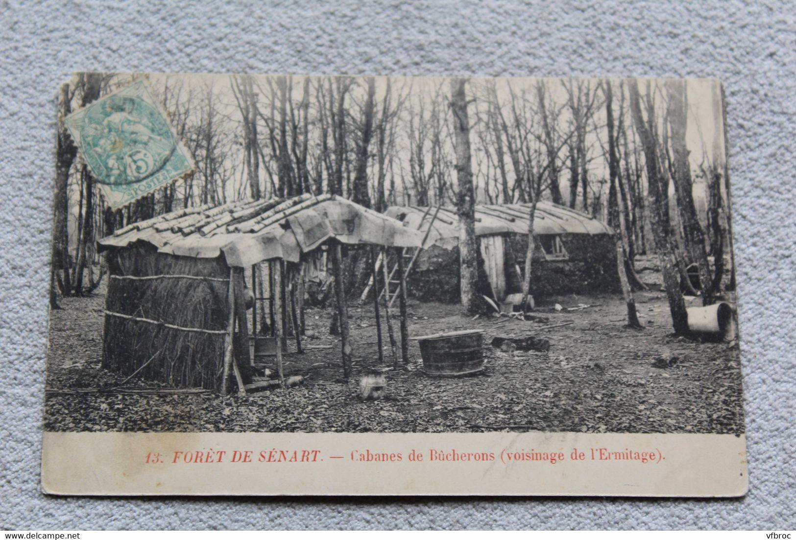 Forêt de Sénart, cabanes de bucherons, voisinage de l'Ermitage, Essonne 91