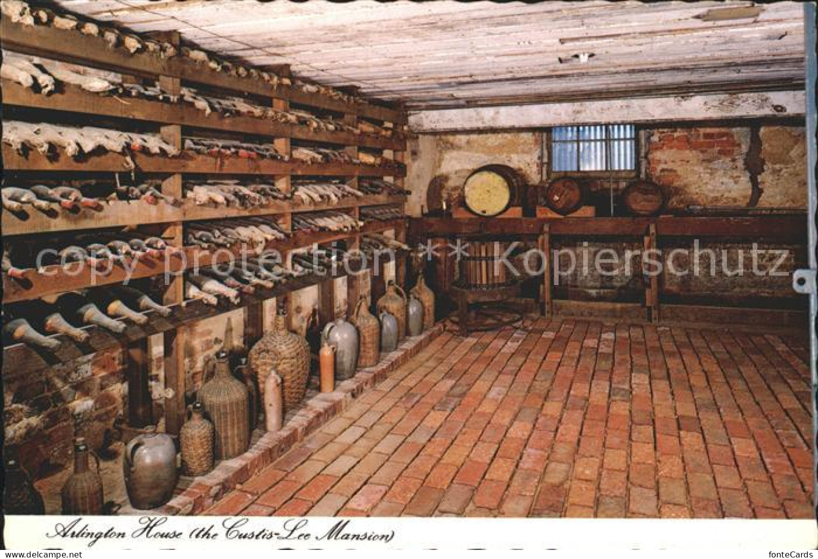 Fort Myers Arlington House The Robert E. Lee Memorial alter Weinkeller