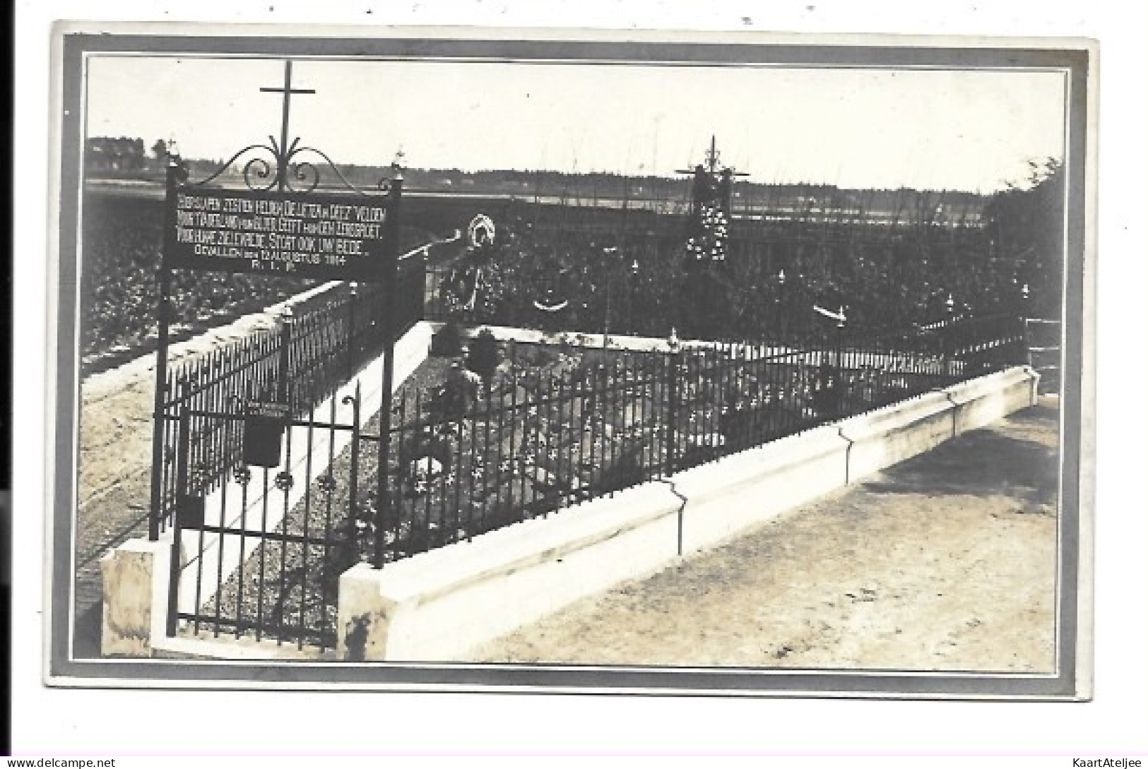 Fotokaart - Halen - Kerkhof (gesneuvelden 1914).