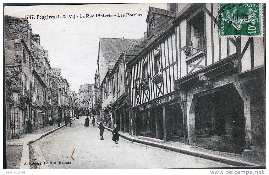 FOUGERES