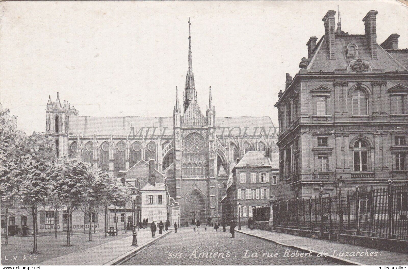 FRANCE - Amiens - La Rue Robert de Luzarches