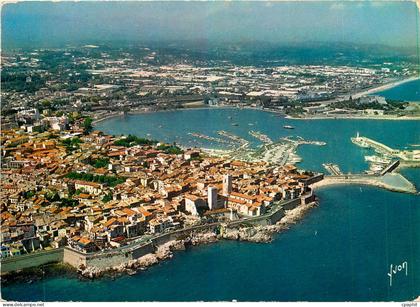 CPM Antibes ( A M) Vue generale sur la vieille ville