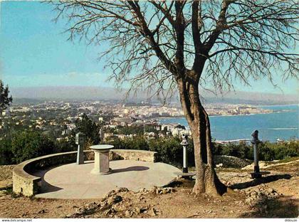 Carte Postale - 06 - Cap d'Antibes - La Garoupe - La Table d'Orientation et vue sur Antibes - CPM - Voir Scans Recto-Ver