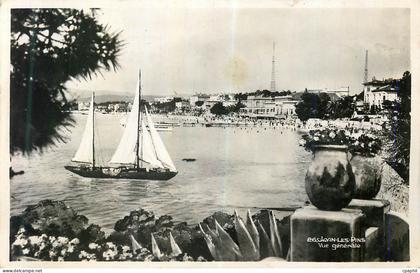CPM Juan les Pins Vue Generale Bateau