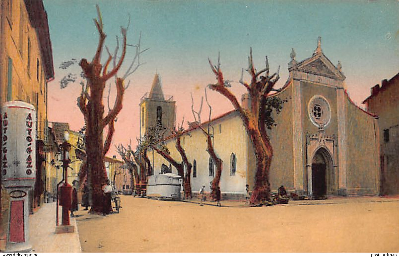 France - CARCÈS (83) Place de l'église