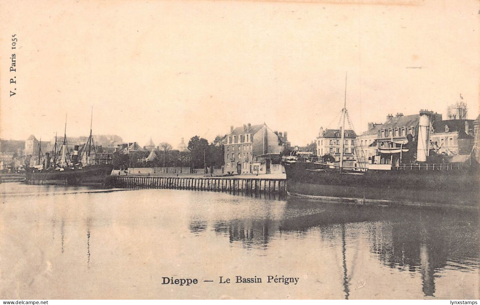 France Dieppe Bassin Perigny Steamboat vintage postcard