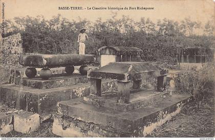 Guadeloupe - BASSE-TERRE - Le Cimétière Historique du Fort Richepanse - Ed. Phos
