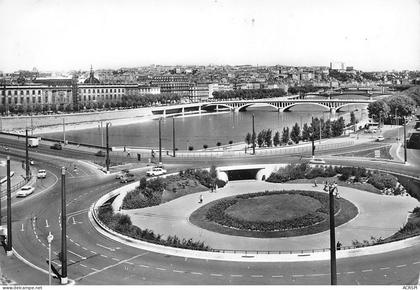 LYON les ponts 6 (scan recto verso)KEVREN0685
