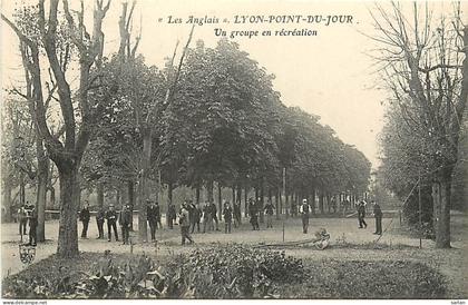 69/5 , Lyon-Point-du-Jour – « Les Anglais » - Un groupe en récréation , * 356 57
