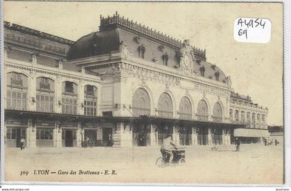 LYON 6- GARE DES BROTTEAUX