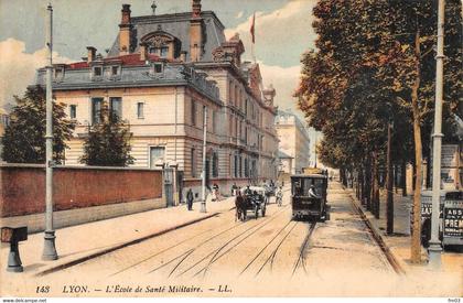 Lyon 7 Ecole de Santé Militaire tramway absinthe Oxygénée Premier Fils avenue Berthelot LL 143 colorisée