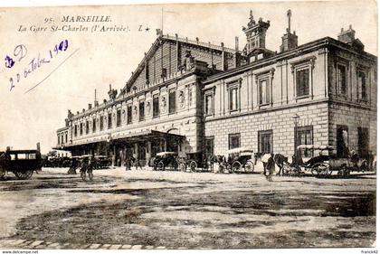 13. marseille. la gare st charles (l'arrivée)