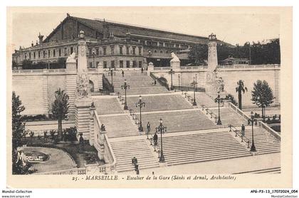 APGP3-0189-13 - MARSEILLE - escalier de la gare