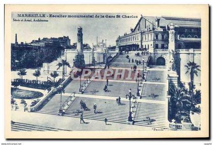 CPA Marseille Escalier monumental de la gare St Charles