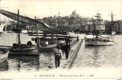 Marseille CPA In coin du vieux port