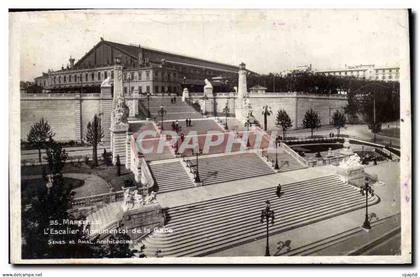 CPA Marseille l'Escalier Monumental de la Gare