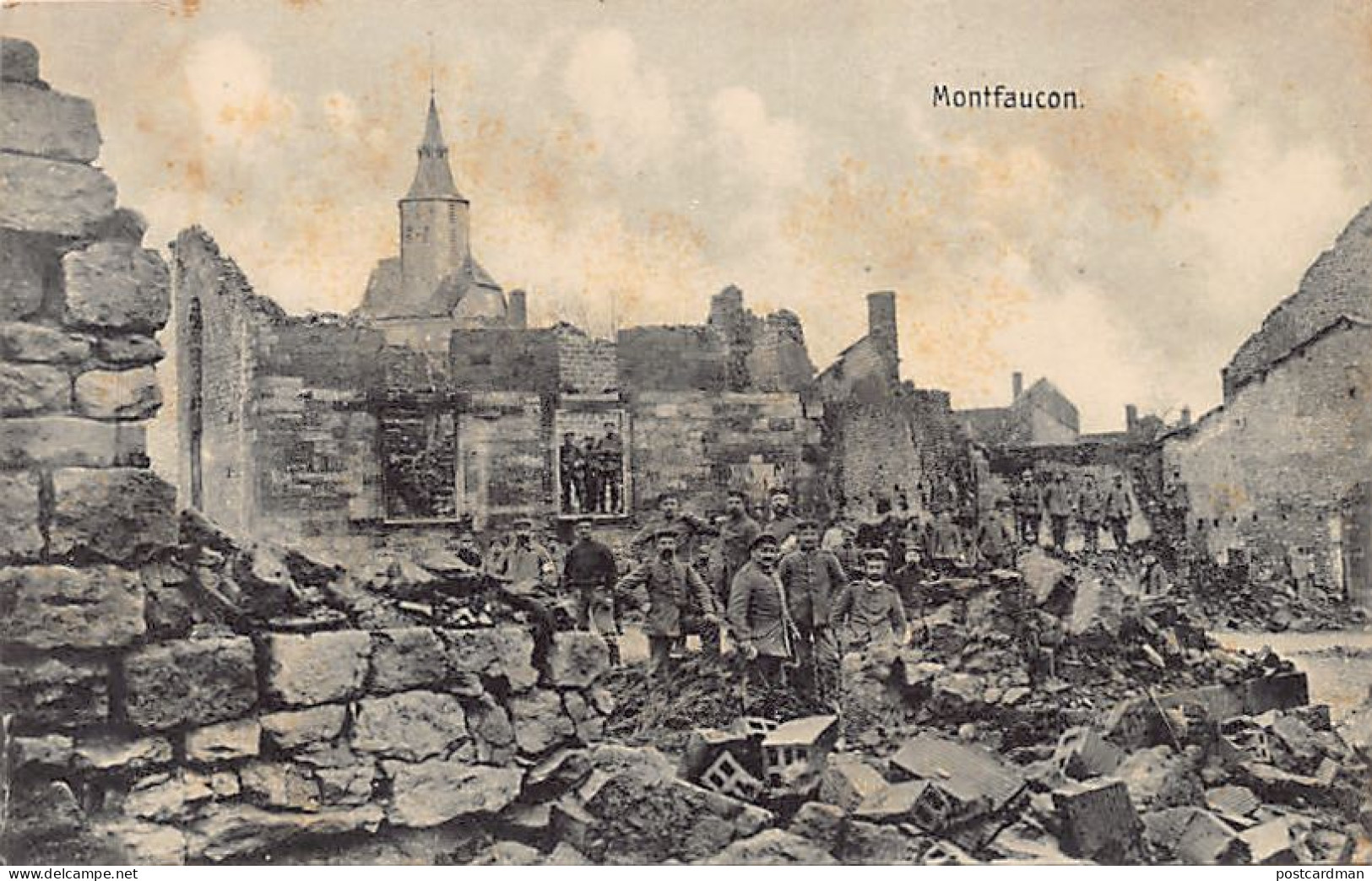 France - Montfaucon-d'Argonne en ruine (55) Eglise . Montfaucon
