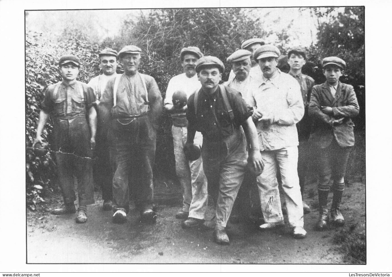 FRANCE - Montigny - UPCP - Geste Paysanne - Jeu de boules - vers 1925 - Reproduction interdite - Carte postale ancienne