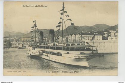 NICE - Entrée du Port (bateau )