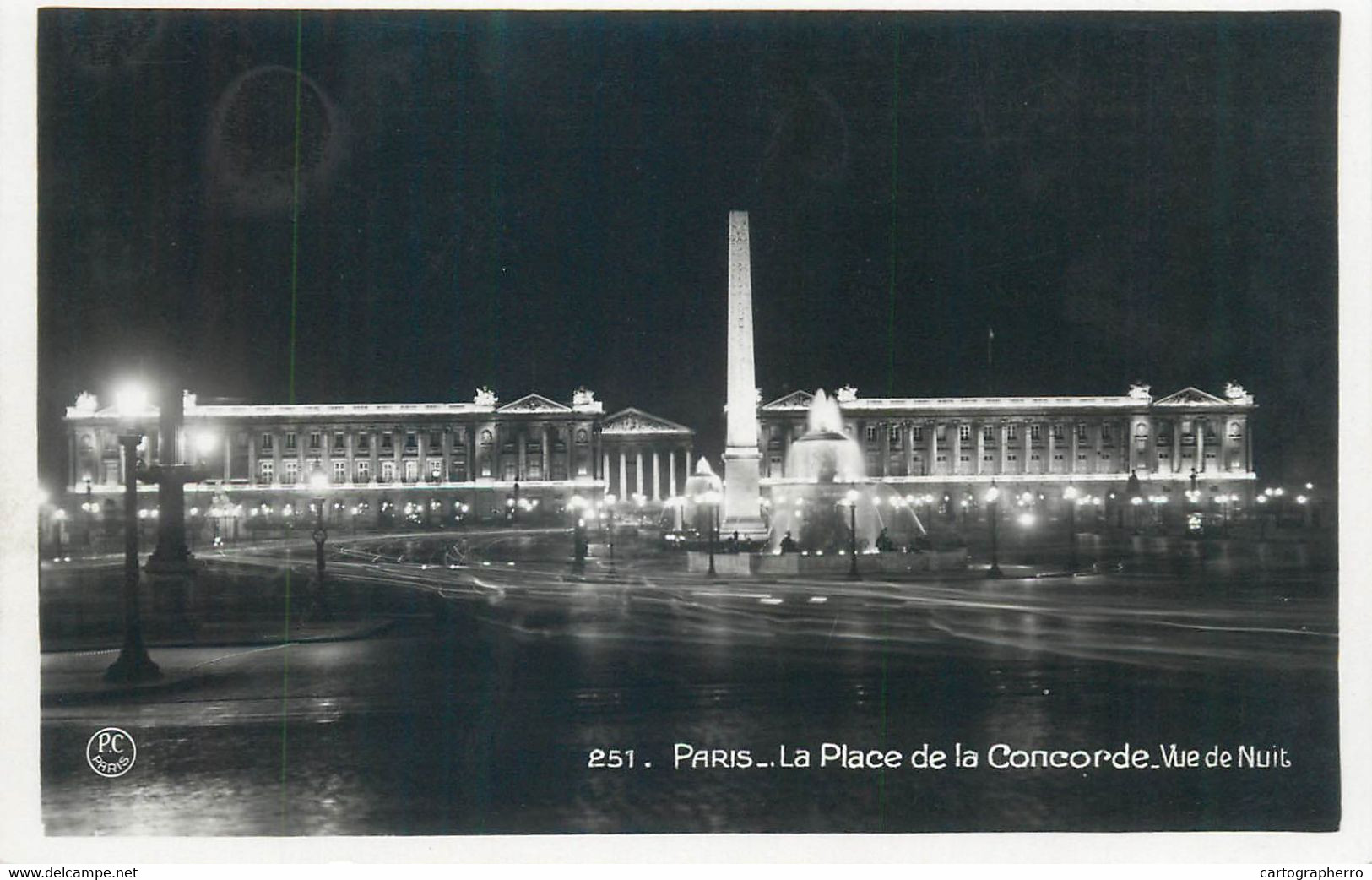 France Paris by night Place de la Concorde vue de nuit