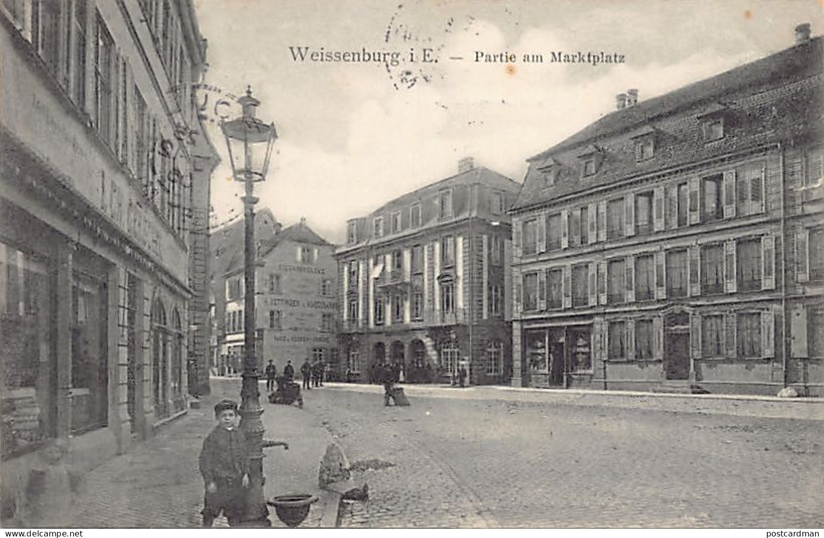 France - WISSEMBOURG (67) La place du marché