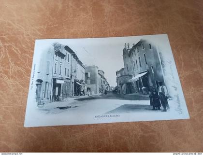 H8/305- ANDANCE- une rue