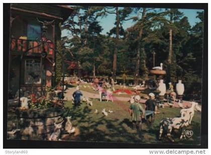 cpm 148746 mesnil de bavent épis normands vases et animaux pour intérieurs parcs et jardins