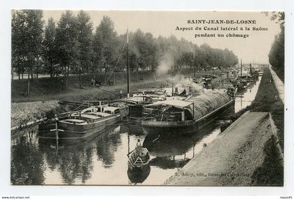 Saint-Jean- de -Losne. Péniches.Péniche.Aspect du canal latéral à la saône pendant un chômage