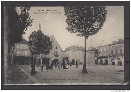 24 - Eymet - Place du Marché et les couverts