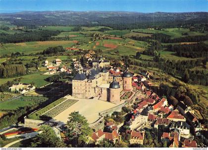 24 HAUTEFORT CHATEAU DE HAUTEFORT