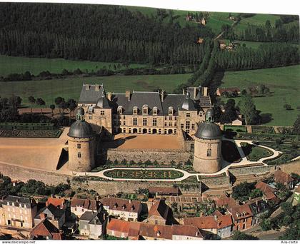 24 HAUTEFORT CHATEAU DE HAUTEFORT