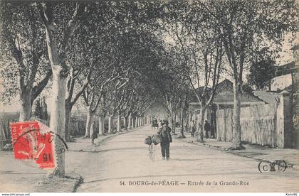 bourg de péage * entrée de la grande rue du village