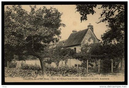 27 Verneuil-sur-Avre abbaye D27D K27679K C27679C RH095703