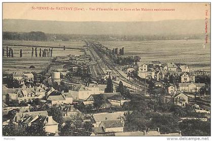 eure - ref A602  - saint pierre du vauvray - st pierre du vauvray - vue sur la gare et les maisons environnantes -