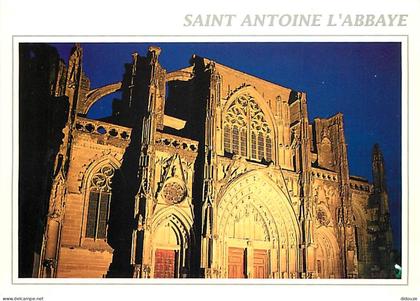 38 - Saint Antoine l'Abbaye - L'Abbaye vue de nuit - Carte Neuve - CPM - Voir Scans Recto-Verso
