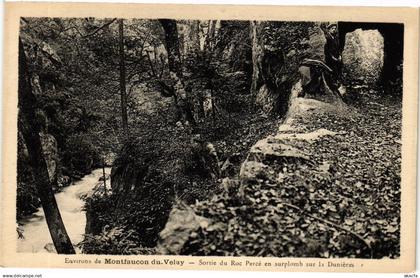 CPA Env. de MONTFAUCON du VELAY - Sortie de Roc Perce en surplomb.. (202813)