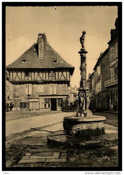 46 Saint-Céré fontaine D46D K46251K C46251C RH057120