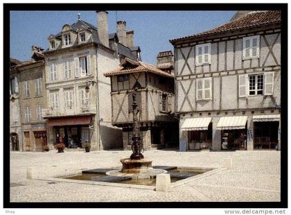 46 Saint-Céré fontaine D46D K46251K C46251C RH078751