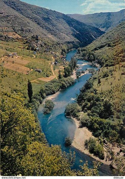 48 - Prades - CPM - Voir Scans Recto-Verso