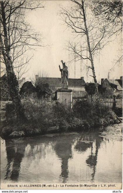 CPA BRAIN-SUR-ALLONNES Fontaine St-maurille (978965)