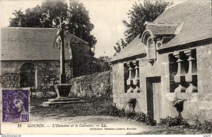 Gourin CPA L'ossuaire et le calvaire
