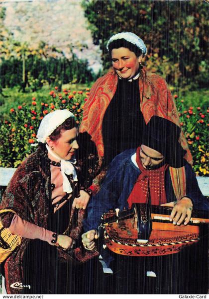 58 BOURBON LANCY BOURBON LANCY