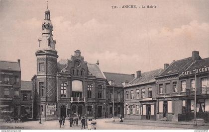 ANICHE-la mairie