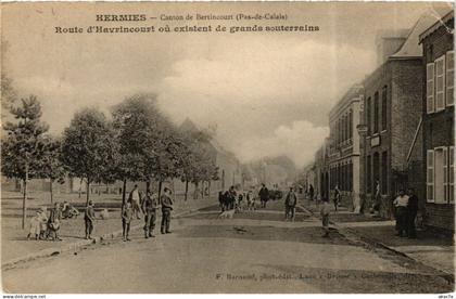 CPA Hermies Canton de Bertincourt (Pas-de-Calais) Route d'Havrincourt (976651)