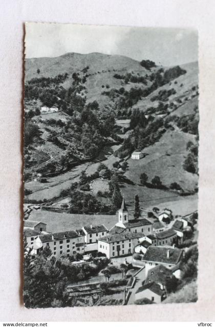 Les Aldudes, le bourg, Pyrénées Atlantiques 64