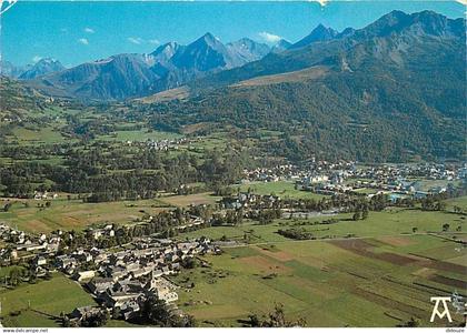 65 - Saint Lary Soulan - Vue Générale aérienne - Vielle Aure Sailhen et les Pyrénées - CPM - Etat coups et pli visible -