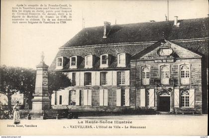 CPA Vauvillers L'Hotel de Ville Le Monument