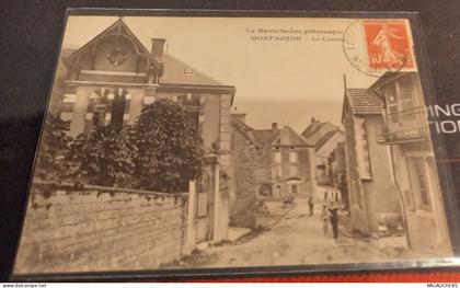 MONTBOZON *- le centre