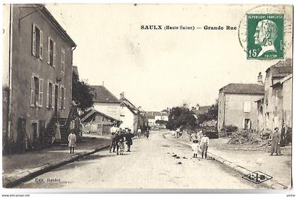 SAULX - Grande Rue