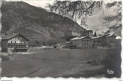 CPM Lanslevillard Le Centre UNCN et le chef-lieu